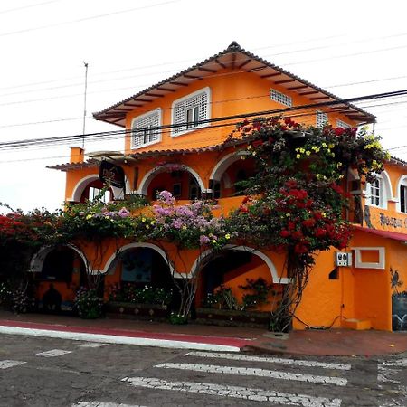 Hotel Crossman Puerto Ayora  Eksteriør billede