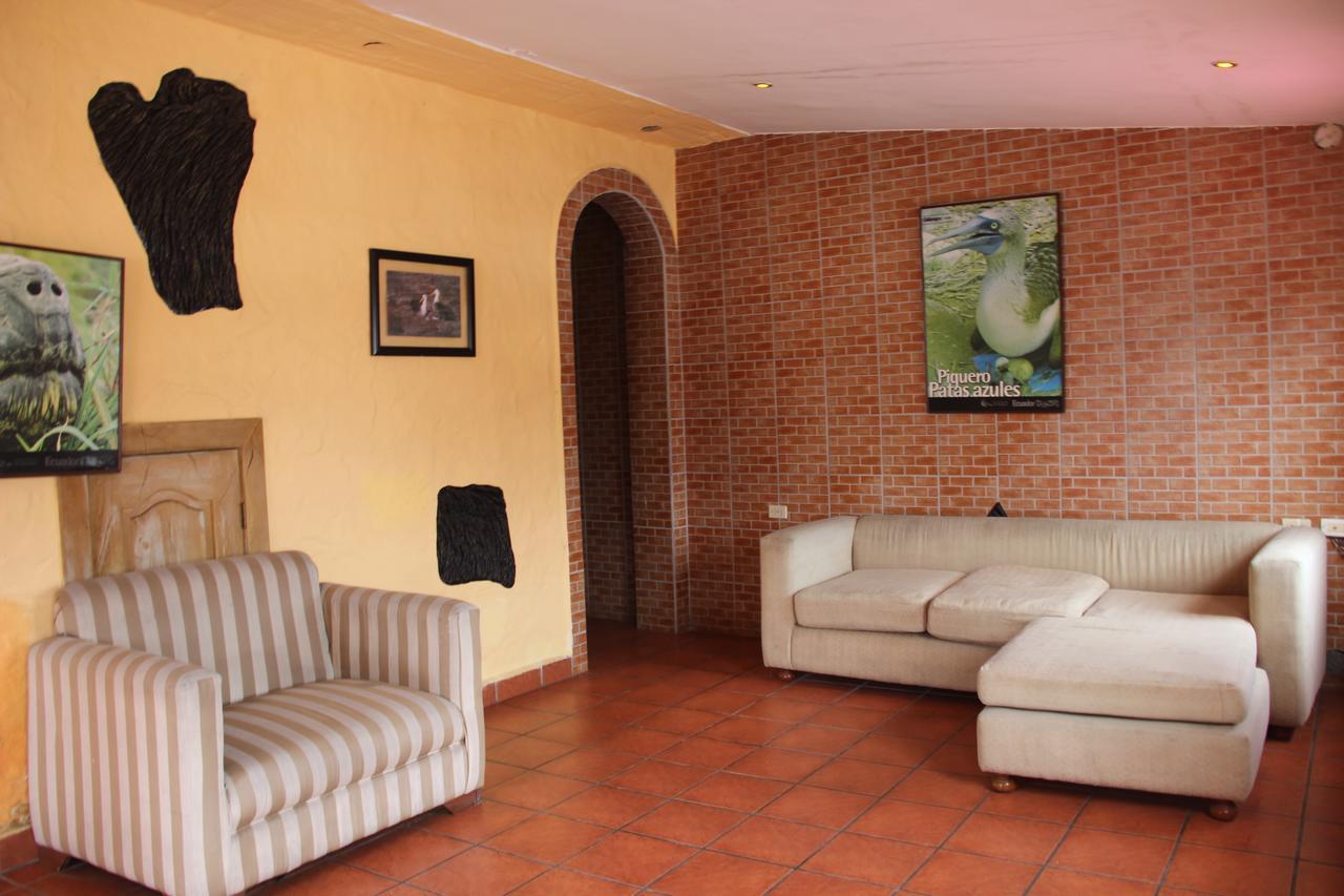Hotel Crossman Puerto Ayora  Eksteriør billede