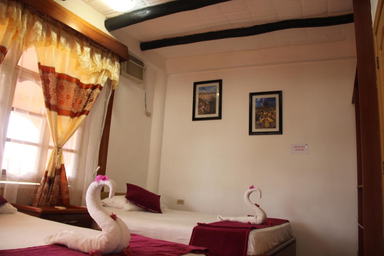 Hotel Crossman Puerto Ayora  Eksteriør billede