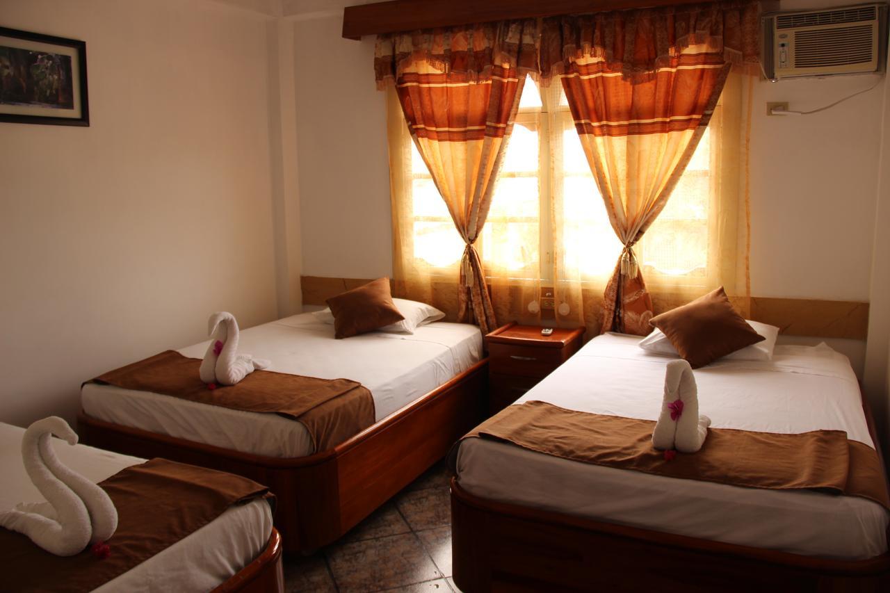 Hotel Crossman Puerto Ayora  Eksteriør billede