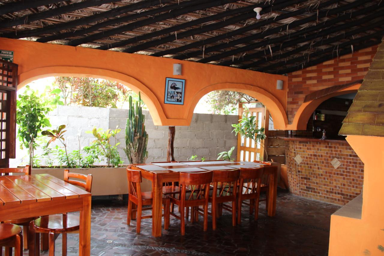Hotel Crossman Puerto Ayora  Eksteriør billede