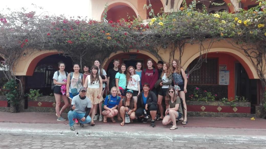 Hotel Crossman Puerto Ayora  Eksteriør billede